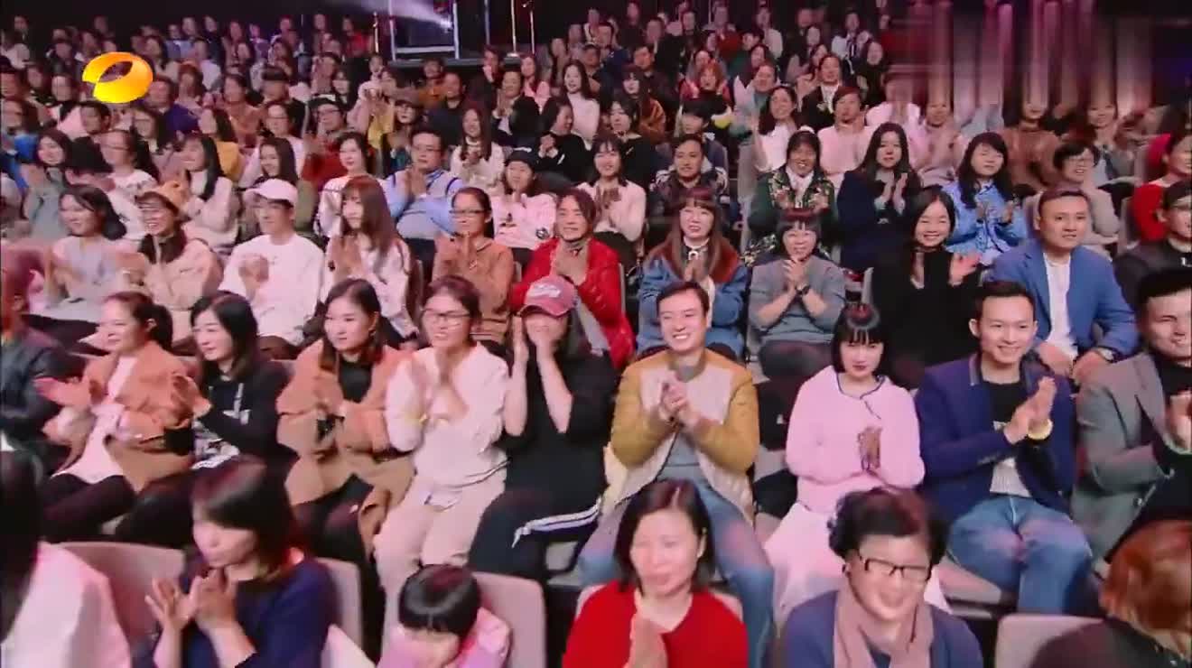 开云APP-莱比锡训练开放日；窗口期外线爆发引欢呼；国王杯在即；临场指挥获称赞(莱比锡红牛vs柏林联合)