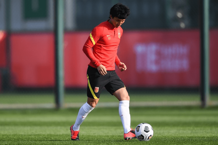 穆雷连续三场比赛得分超过精彩发挥阿贾克斯迎国王杯关键赛，连对手都承认：集结日休斯敦火箭调整名单的简单介绍